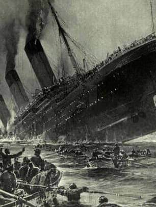 titanic sinking preview image
